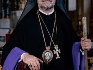 Aujourd’hui, nous fêtons l'anniversaire de notre Primat, Son Excellence Monseigneur Krikor…